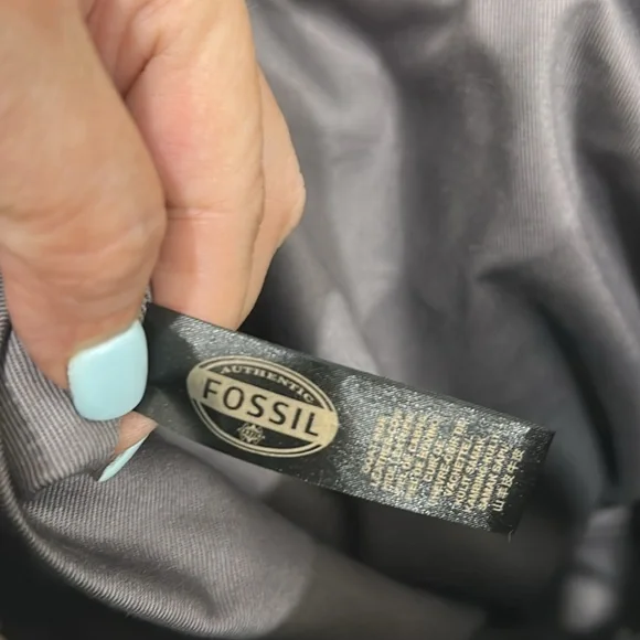 NWOT FOSSIL Gwen Hobo Expandable Pebbled Leather Bag with Dust Bag - Picture 13 of 17